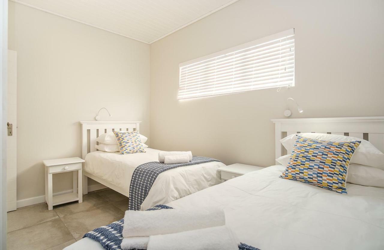 Fork West Holiday Apartments エーランズ・ベイ エクステリア 写真