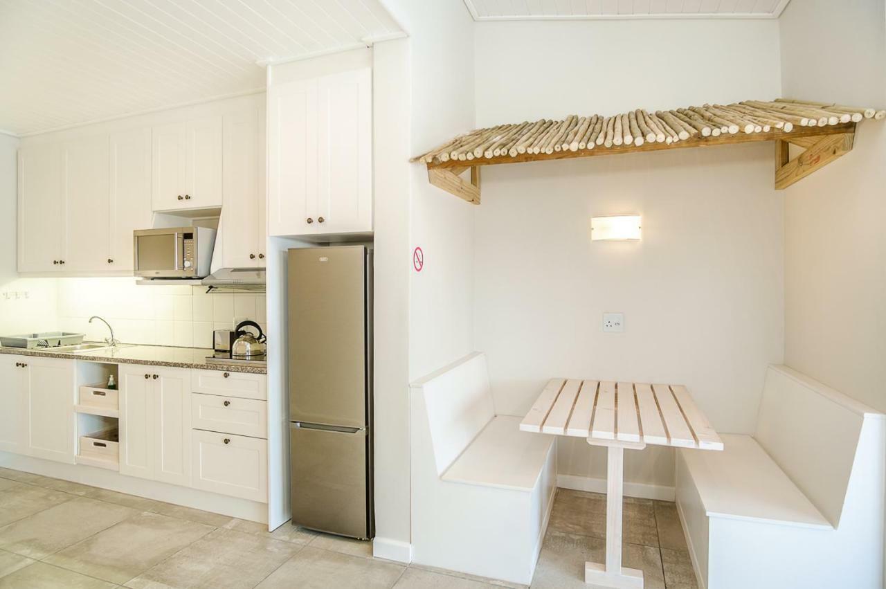 Fork West Holiday Apartments エーランズ・ベイ エクステリア 写真